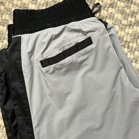 Lululemon Track pants Ladies 6 - Picture 3 of 8